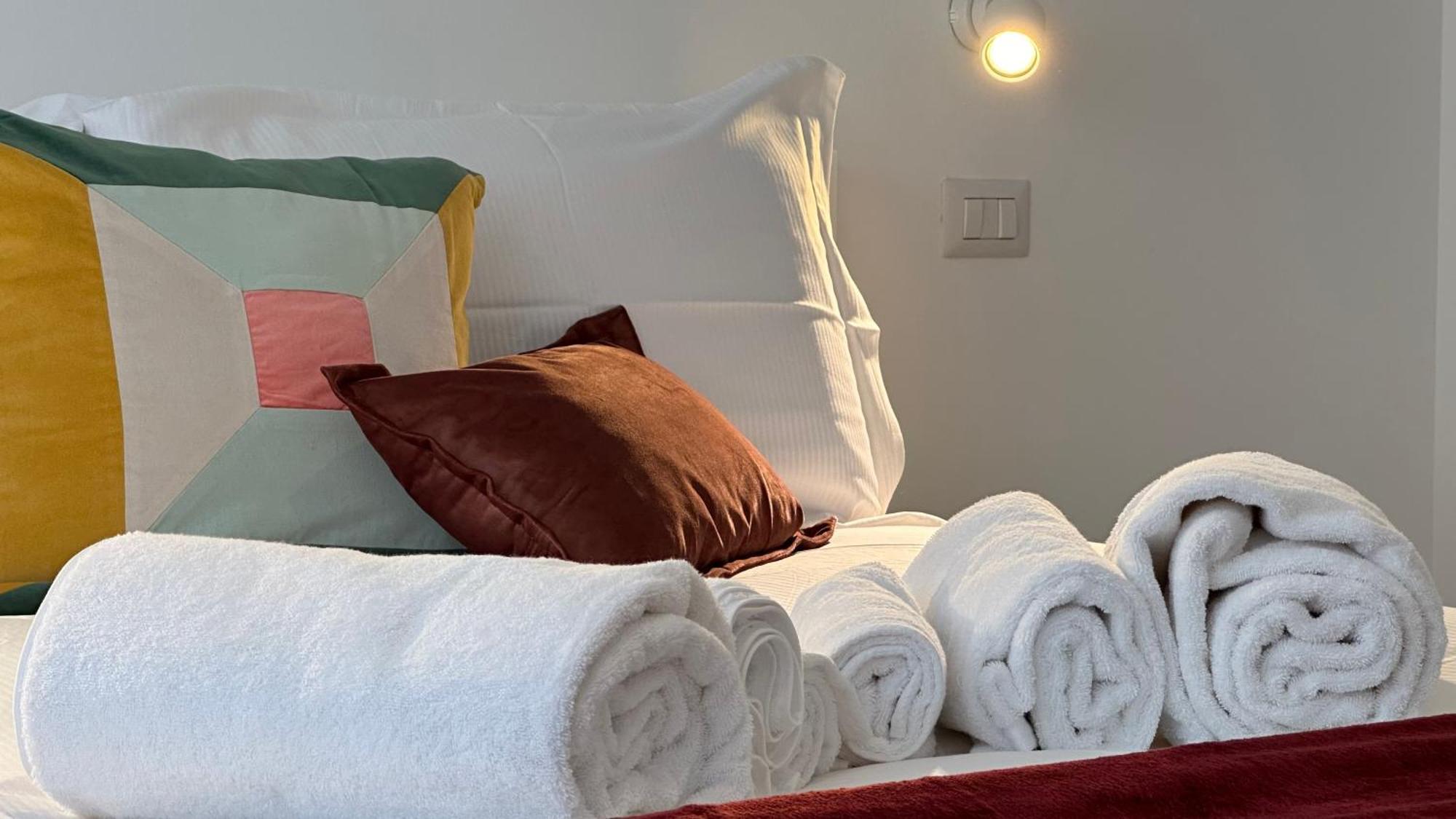 Caseospitali - Casa Navigli Watt, Vicino Al Naviglio, Originale E Luminoso Bilocale Per 4 Con Tutti I Comfort ミラノ エクステリア 写真